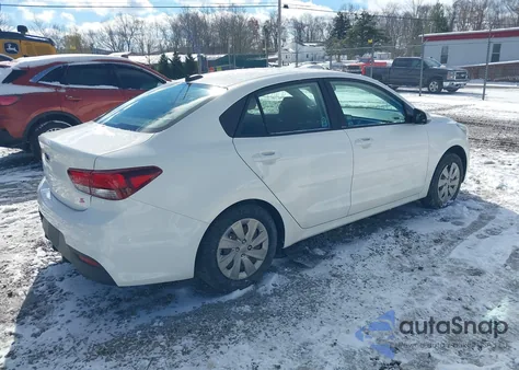 2020 Kia Rio S z USA, uszkodzony, nr VIN 3KPA24AD3LE316852